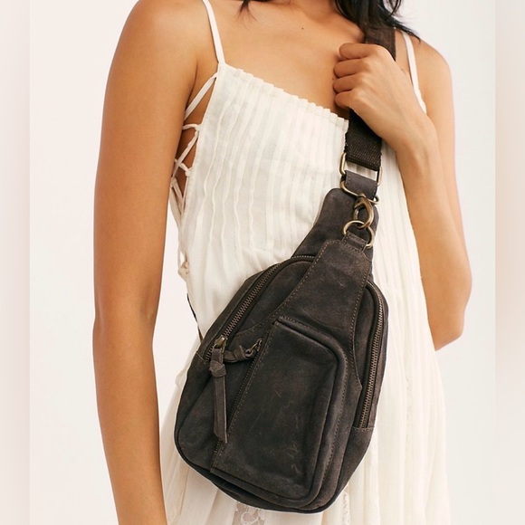 Free People Hudson Sling Bag- chocolate brown🔥 - Picture 9 of 14